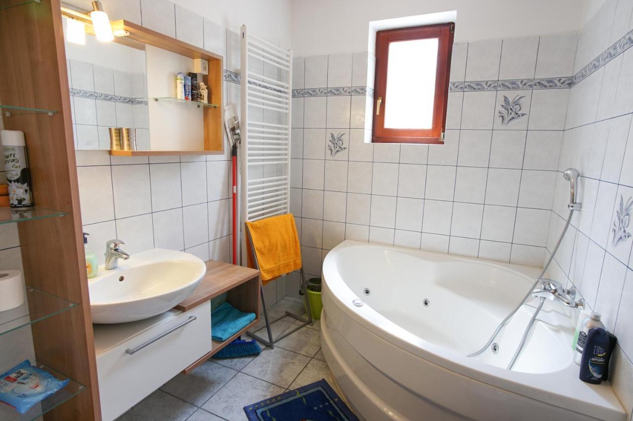 Apartment Nona Nina Koper Bagian luar foto